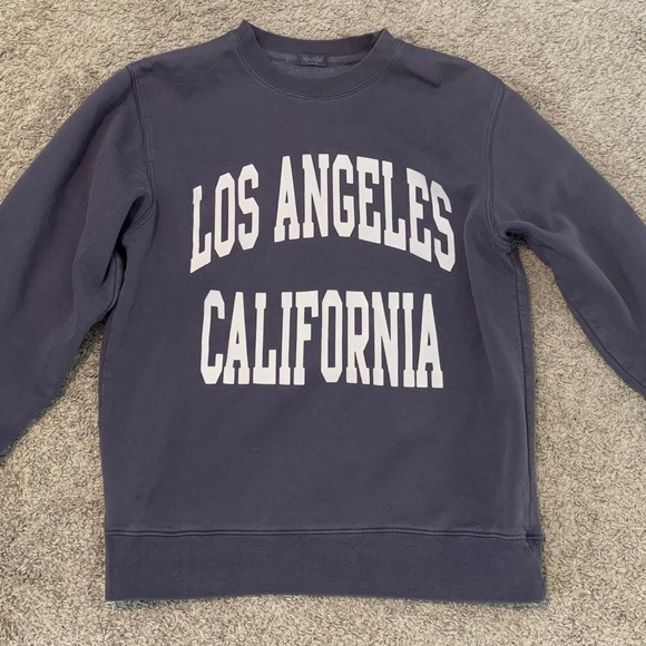 Crewneck - Picture 2 of 3